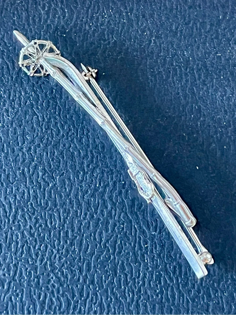 VTG Wells Sterling Silver Ski & Pole Brooch Pin 3” Winter Sport Novelty Lapel